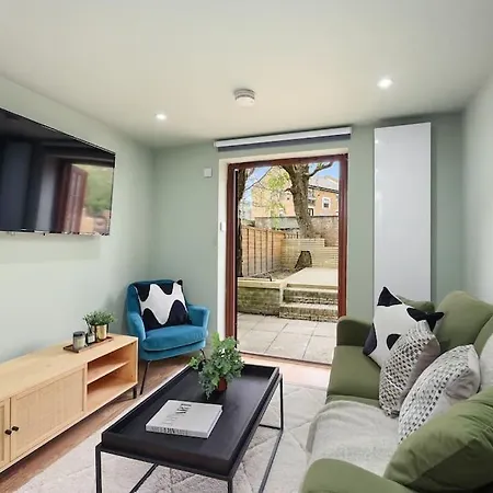 Parkhurst Apartments By Hiatus Concierge
